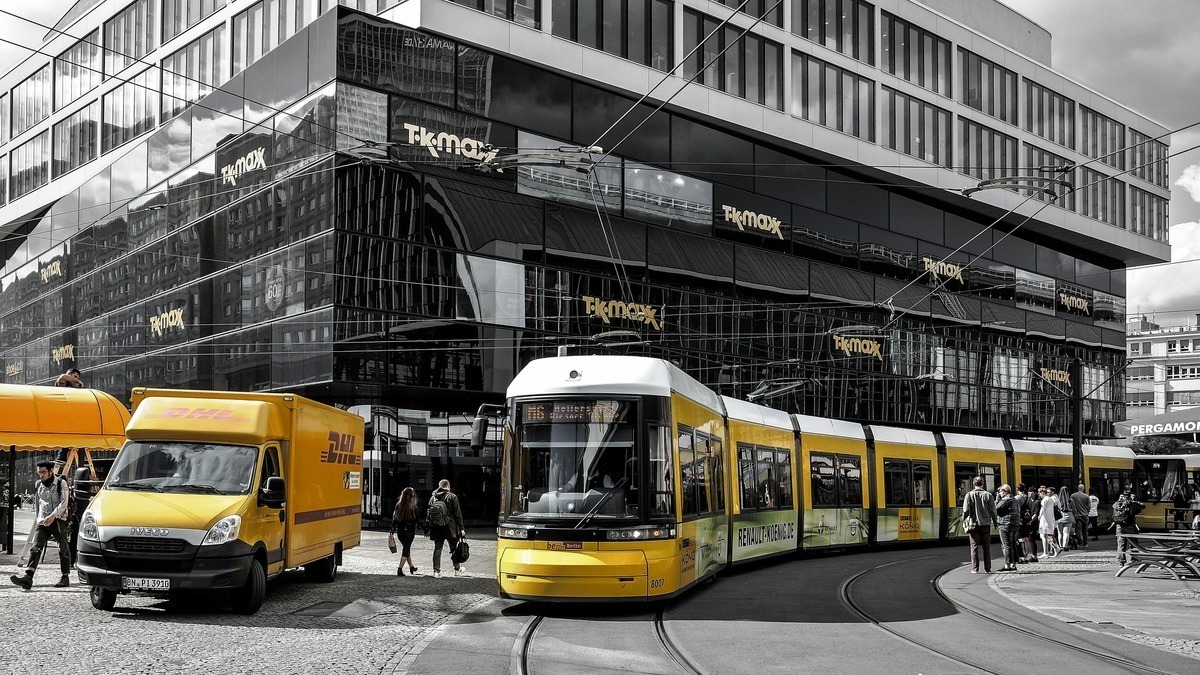 Mobilität & Verkehr in Esslingen am Neckar – Anbindung, Parken und ÖPNV im Überblick